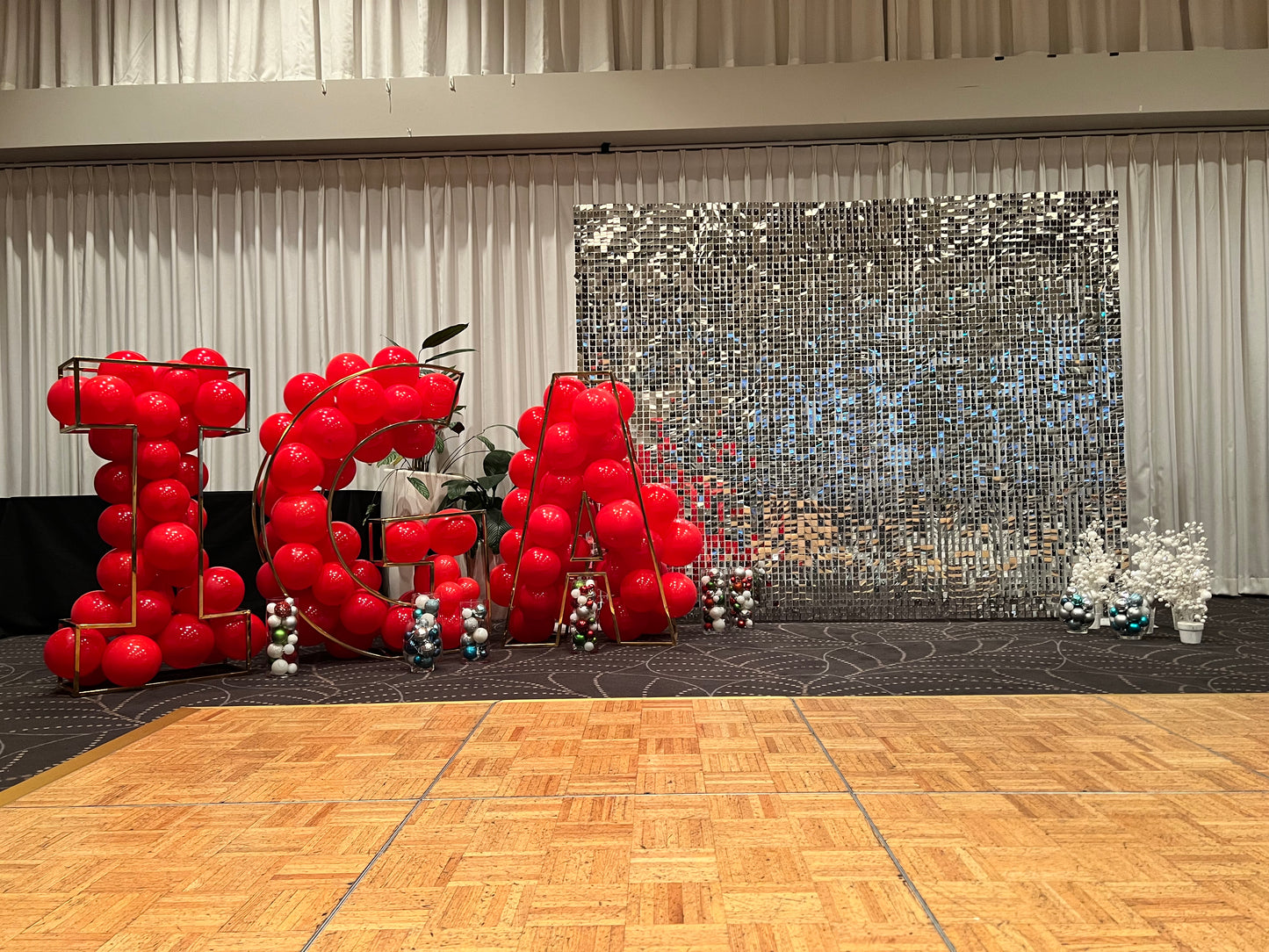 Shimmer Wall - IGA Teams Party