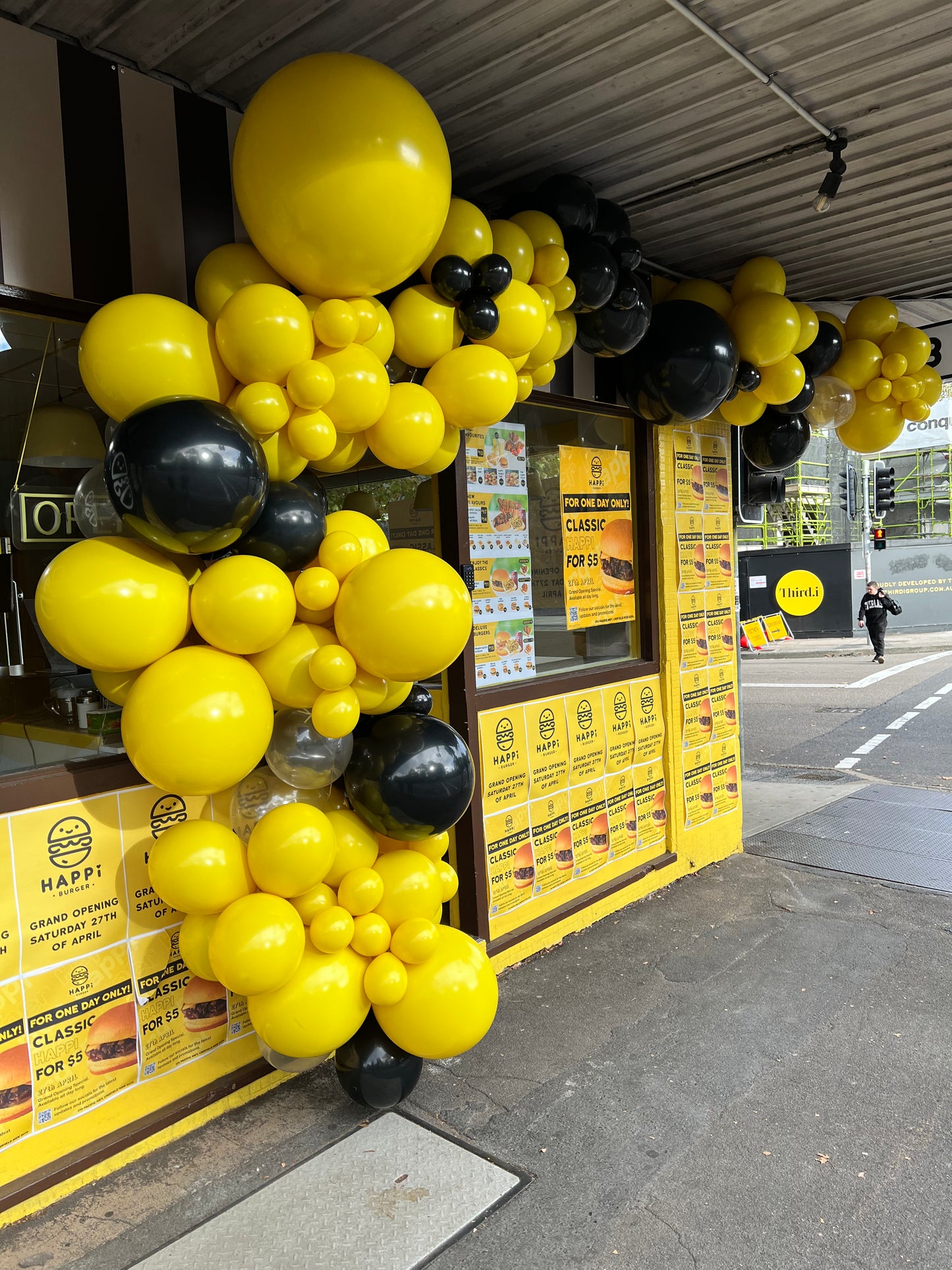 Happi Burger Grand Opening