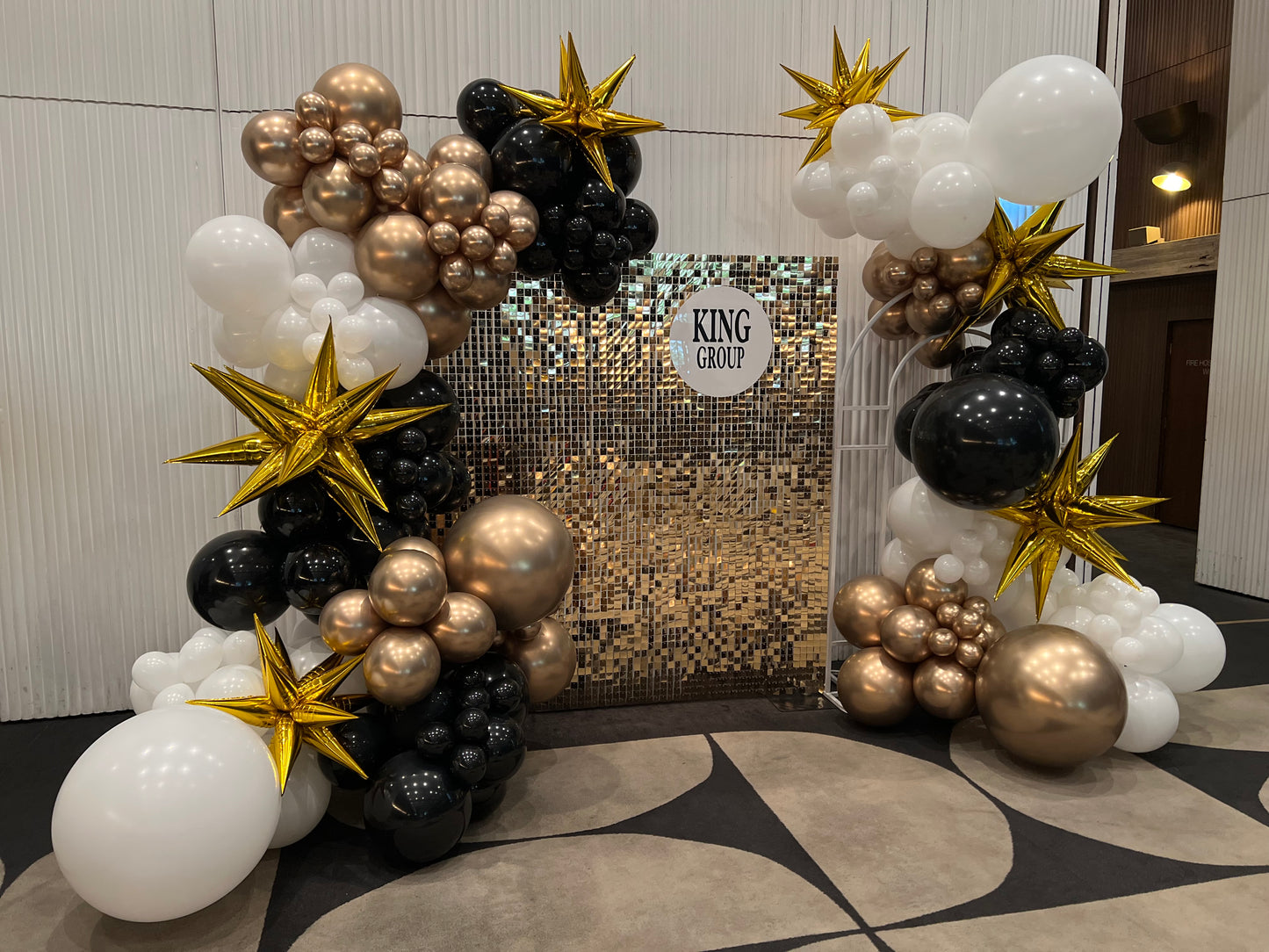 King Group Garland + Shimmer Wall