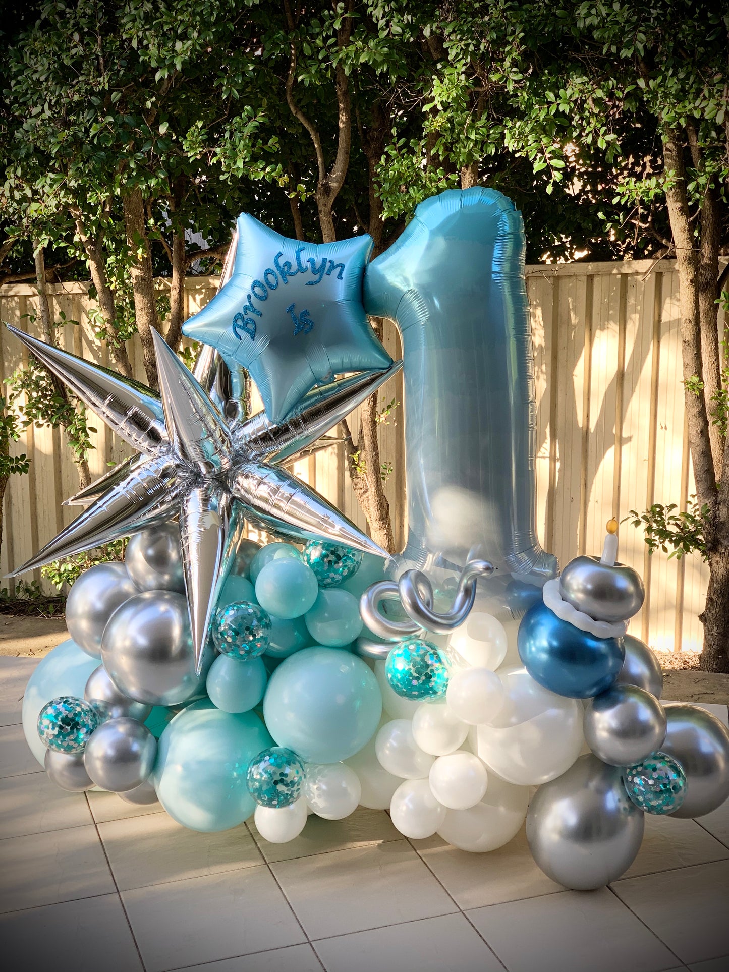 1st Foil Shape Balloon Marquee