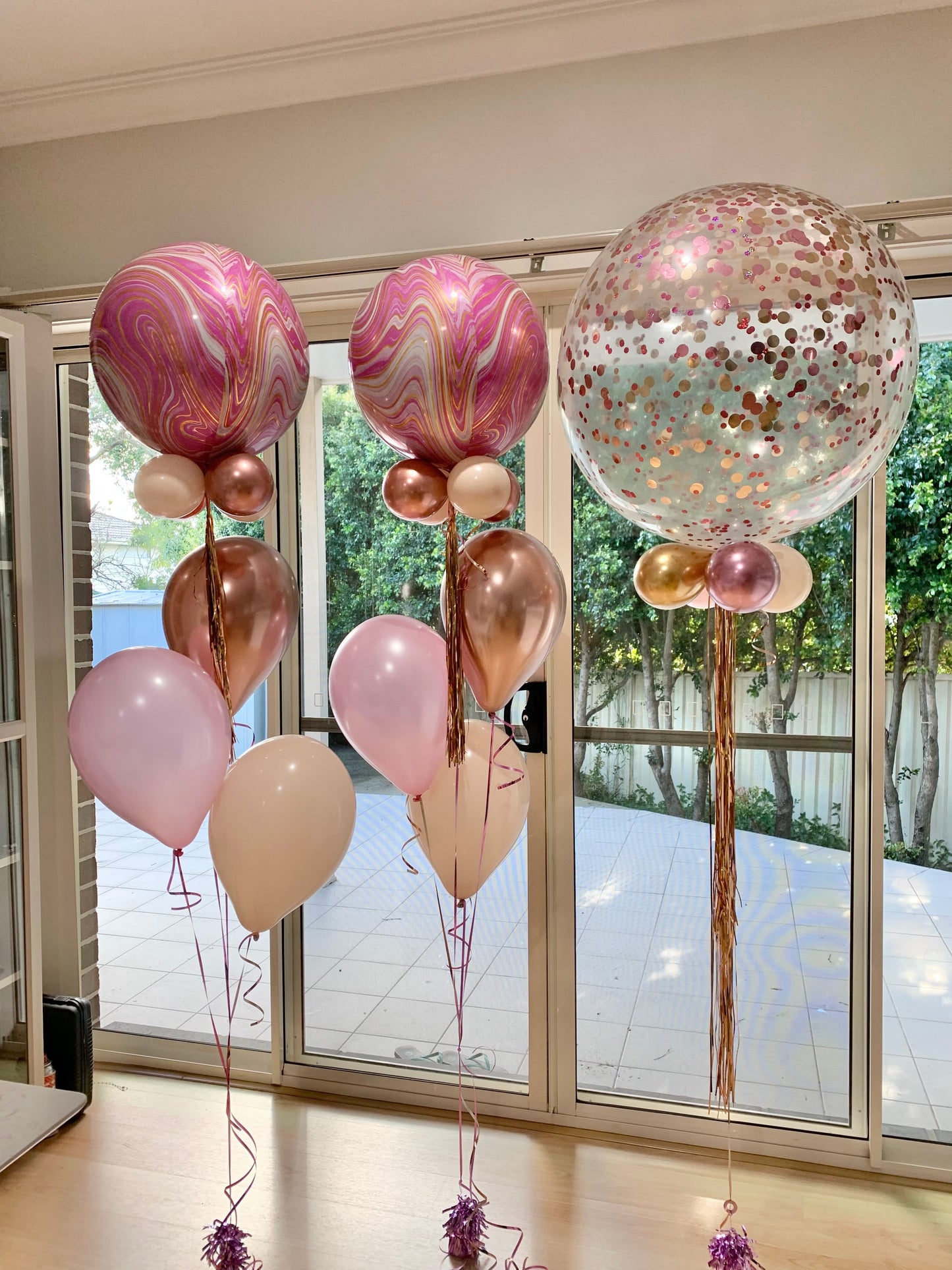 Confetti Balloon Bouquets Set Up