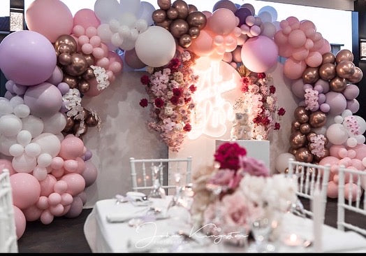 Engagement Organic style balloon Garland