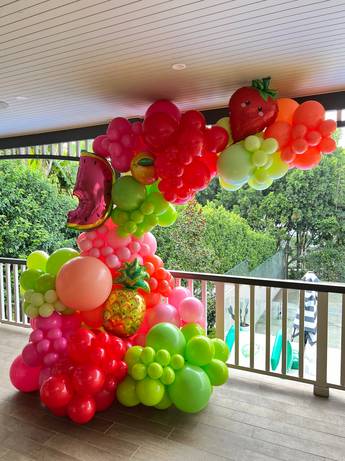Fruity Tutti Balloon Garland