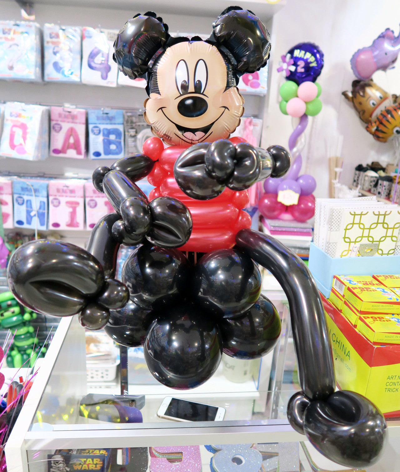 Mickey table arrangement
