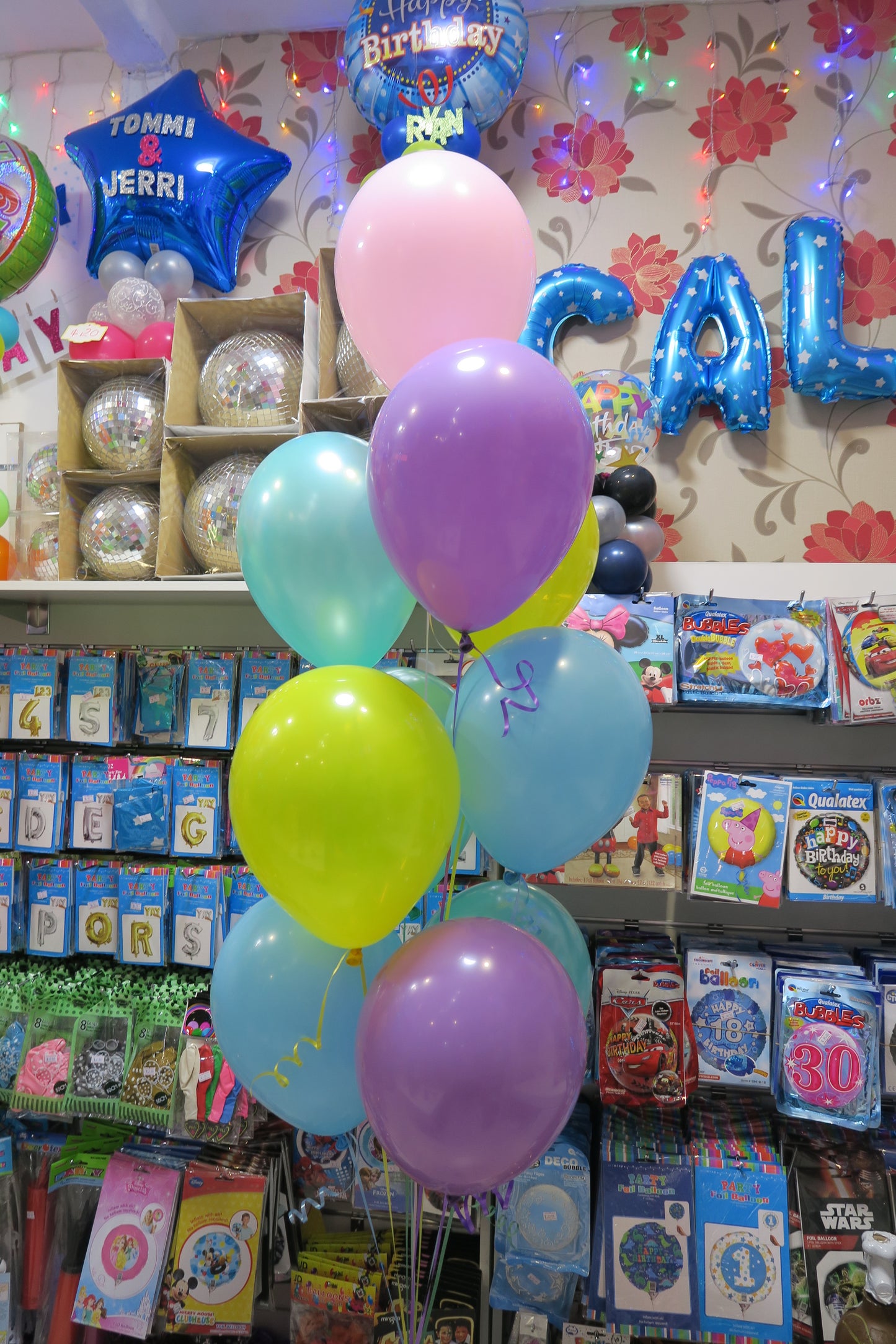 Dora Orbz Foil   Helium balloon Bouquet