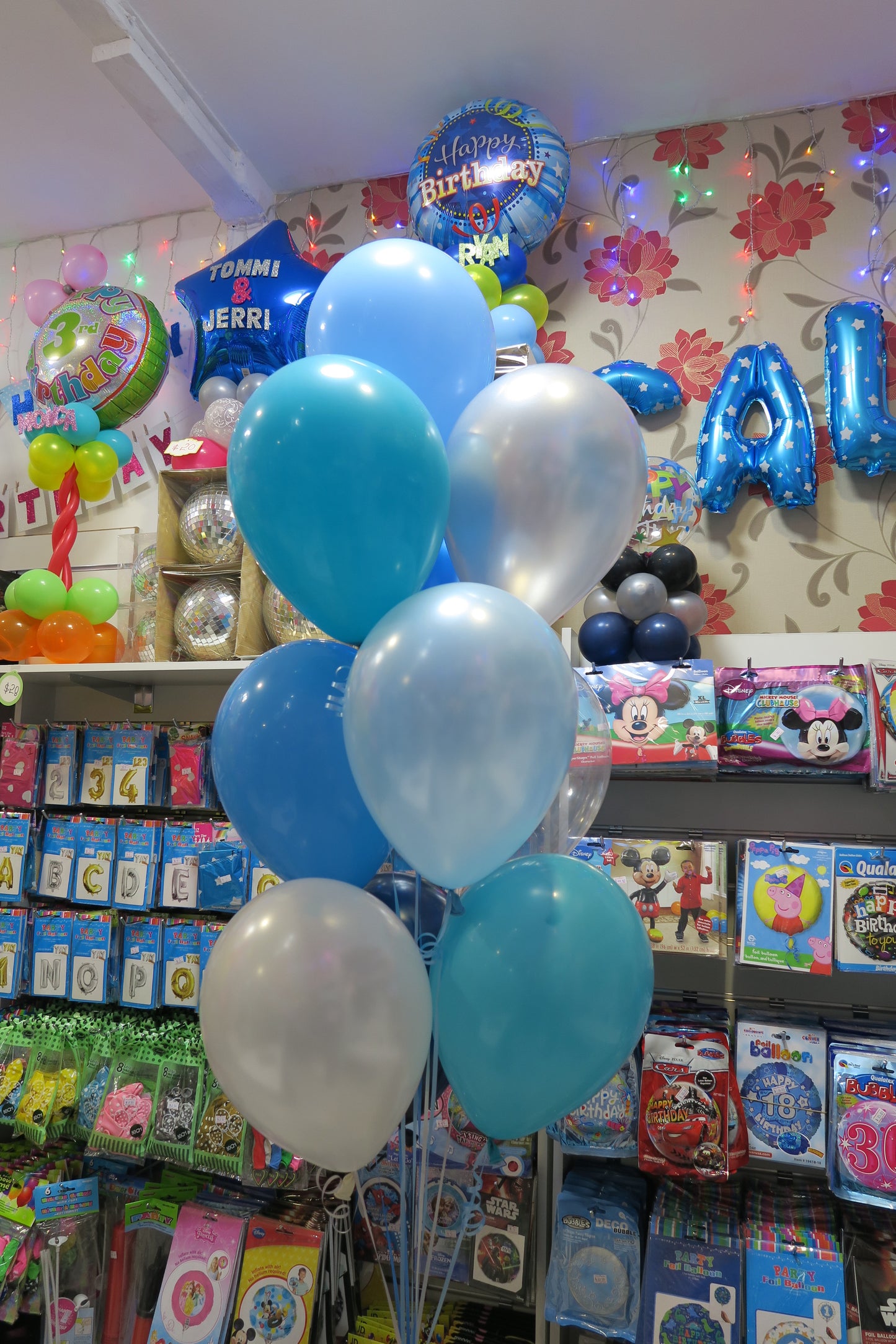 Cinderella Foil Shape helium Balloon bouquet