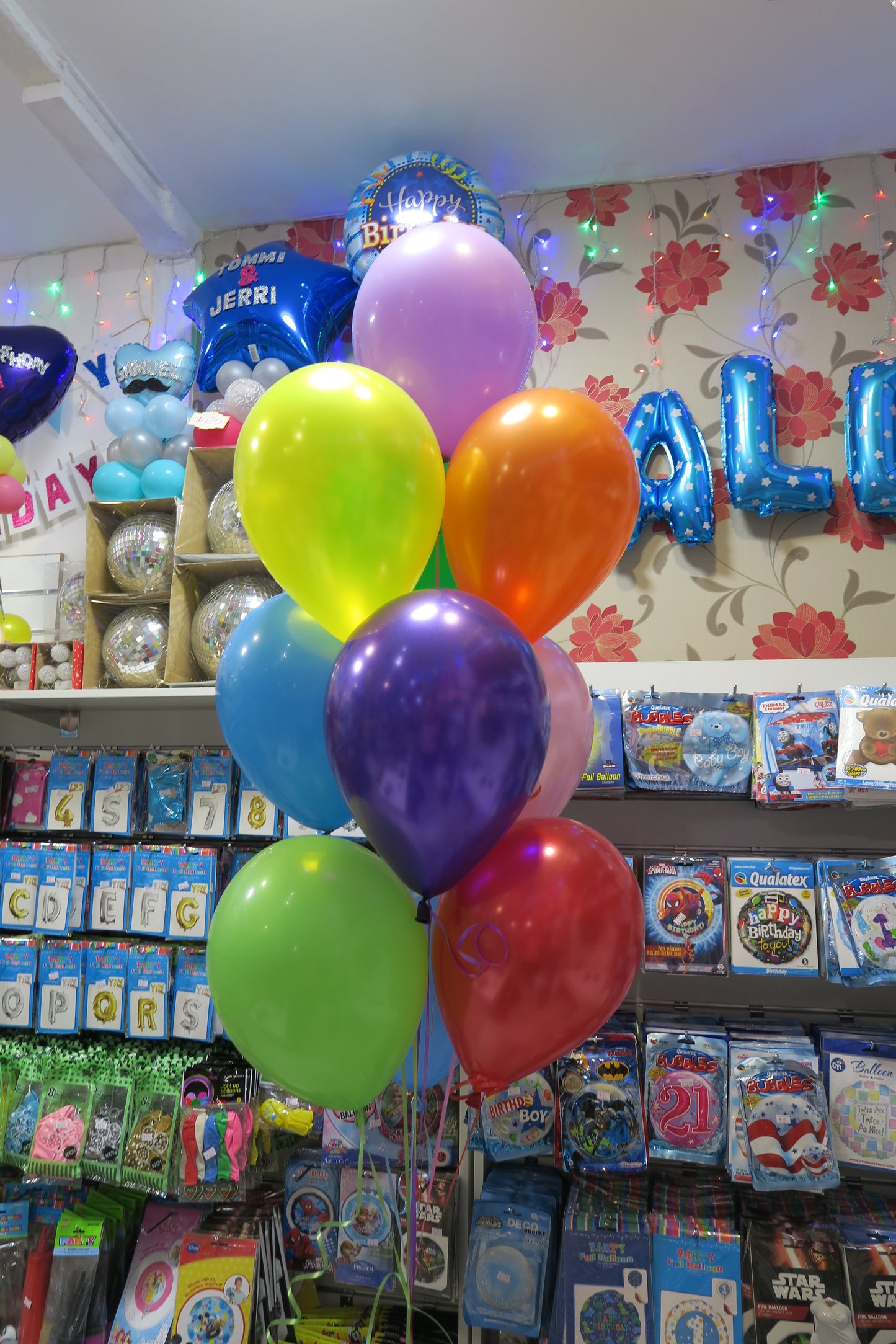 Birthday  Bubble and 9 helium  Bouquet