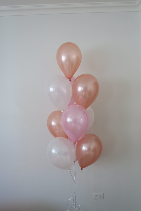 10 Balloon floor arrangement