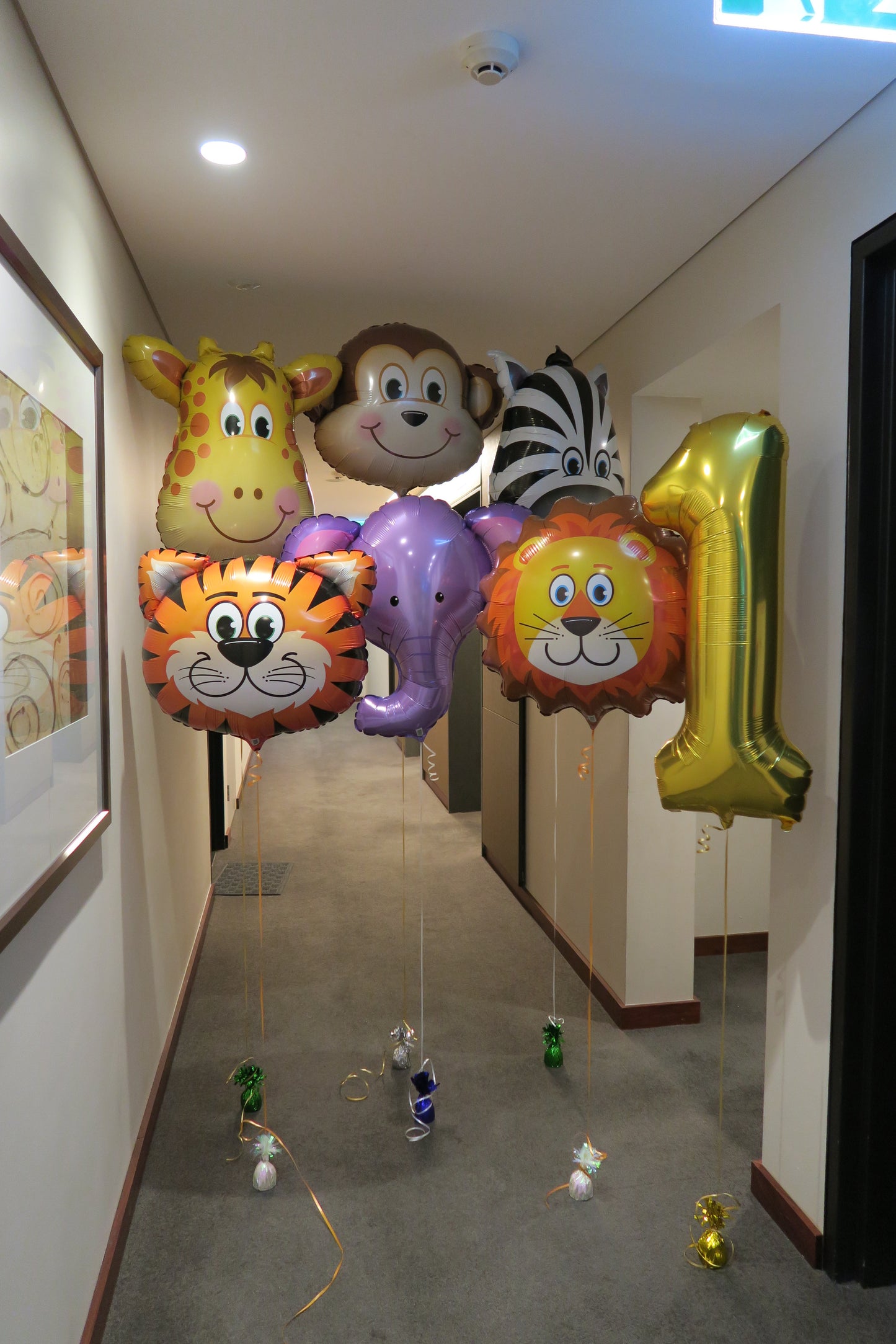 1st jungle animal birthday balloon arrangement