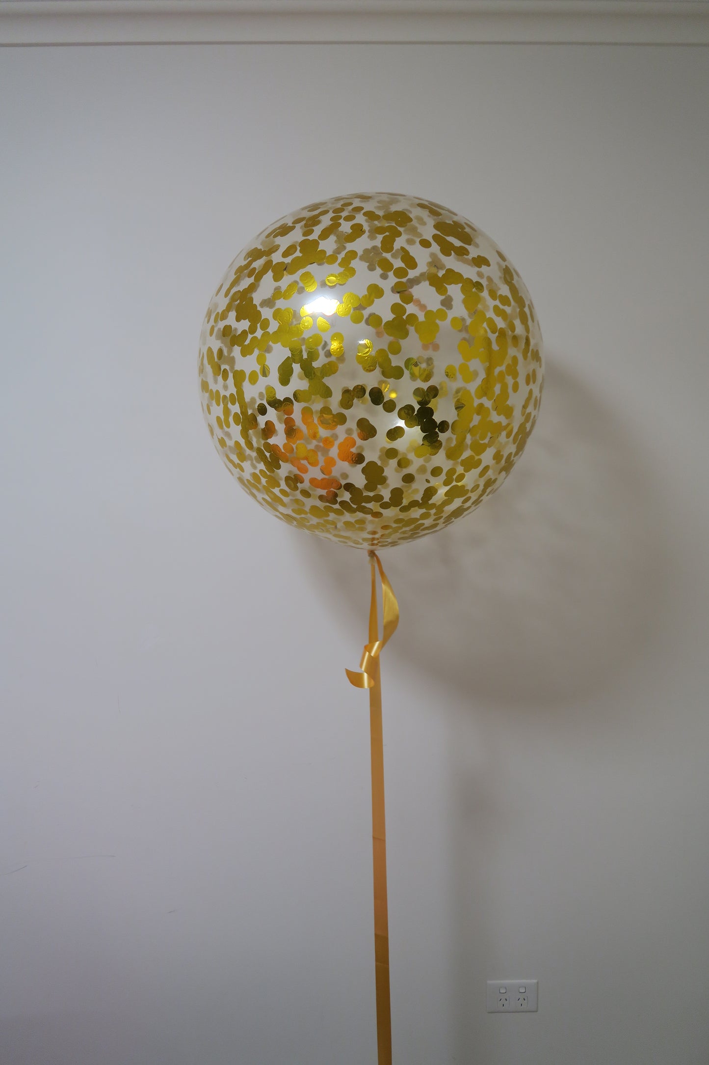 3ft clear gold  confetti balloon