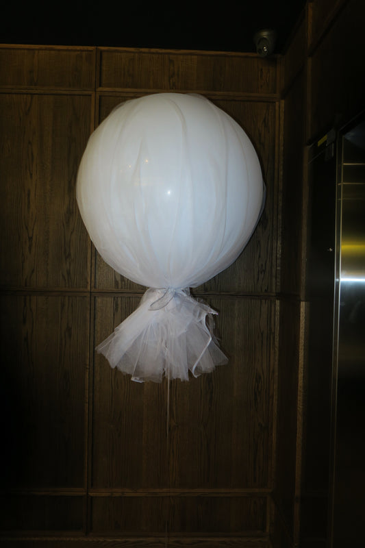3ft Jumbo balloon with tulle