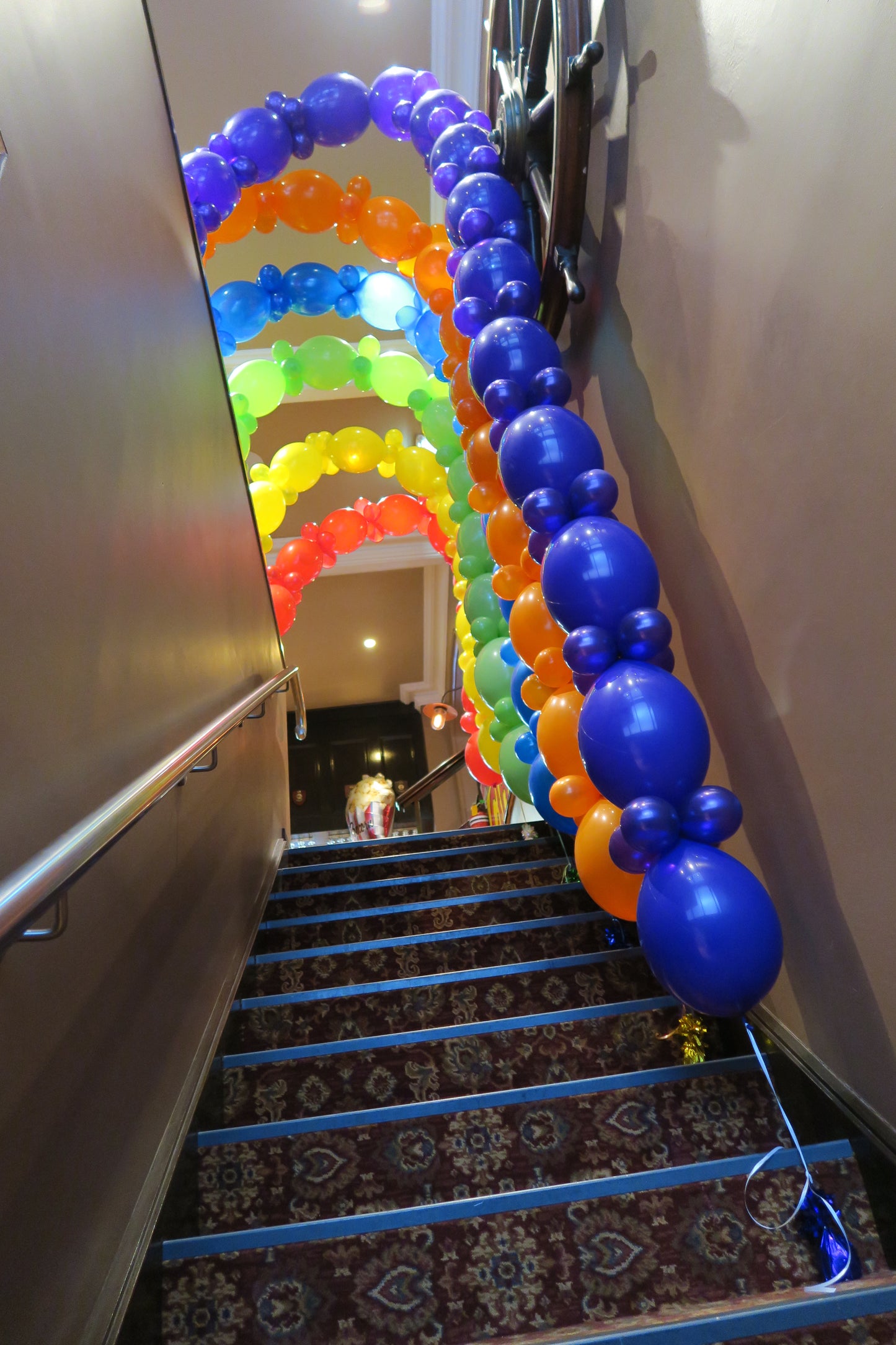 Circus Birthday Party Link Balloon Arch