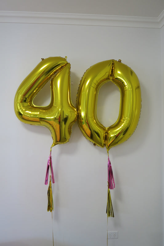 40th birthday helium balloon bouquet