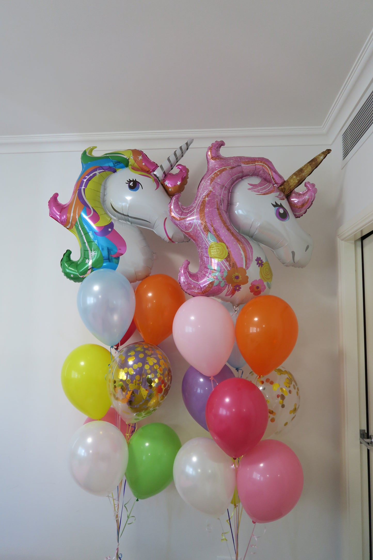 Unicorn helium balloon bouquet