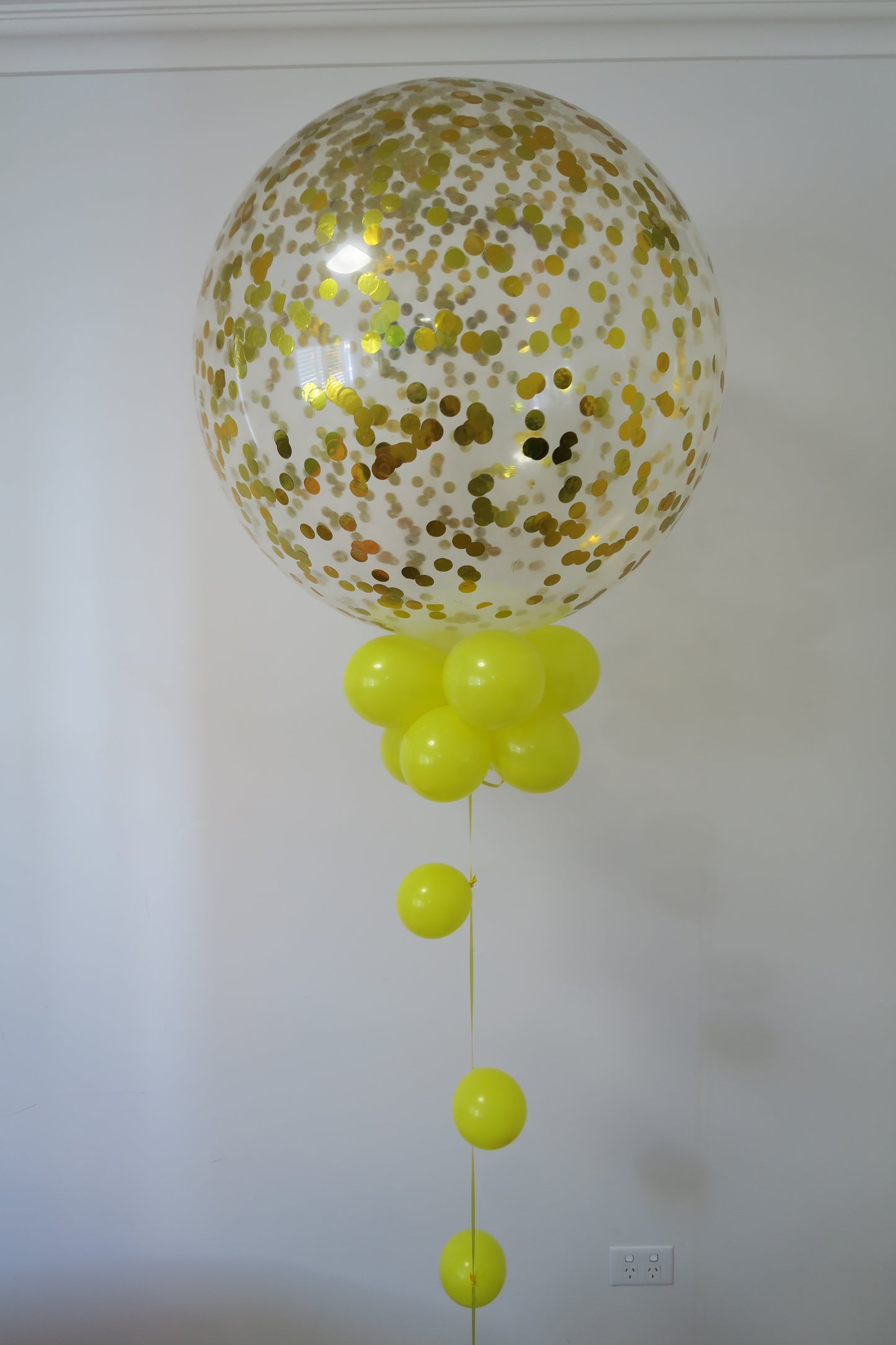 3ft yellow gold confetti round balloon