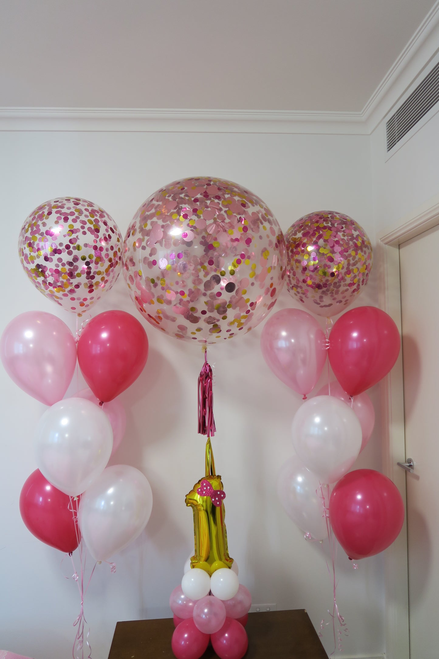 1st birthday helium balloon bouquet