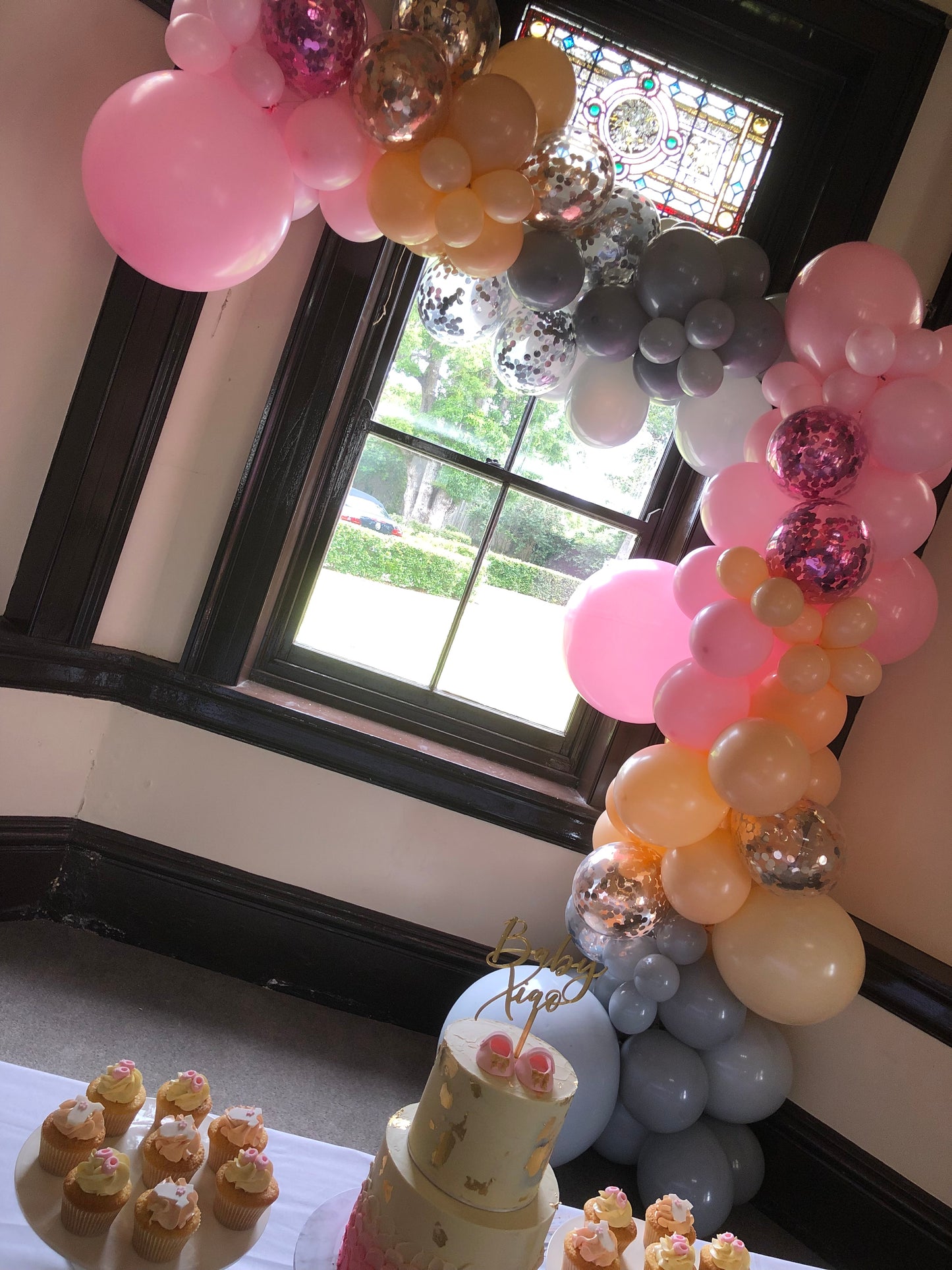 Organic Balloons Arch "Baby Shower"