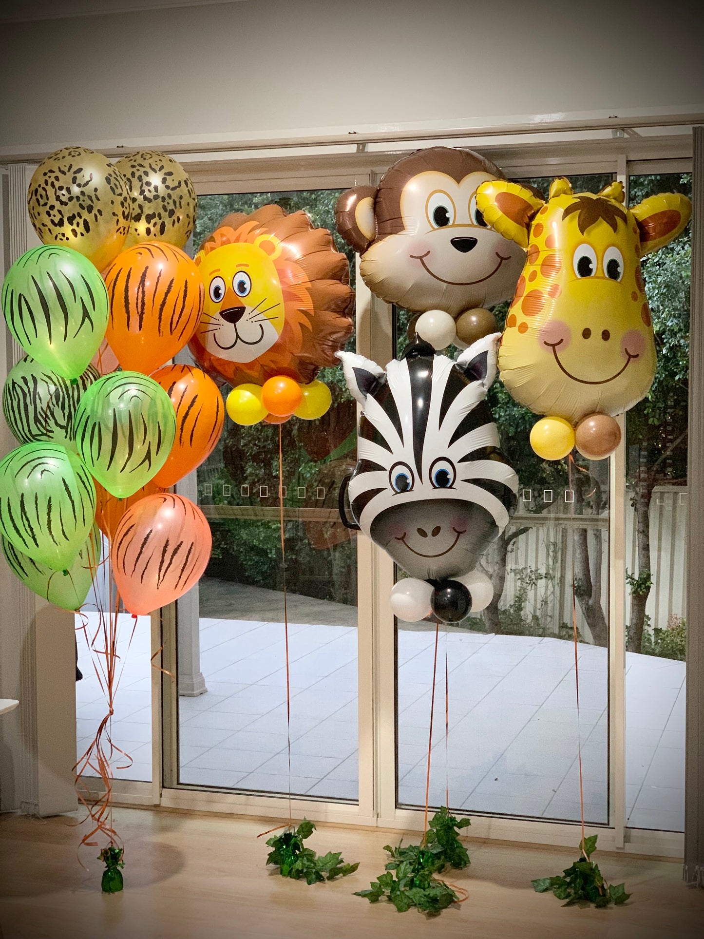 Jungle Animal Foil Shape Balloon Bouquets Set