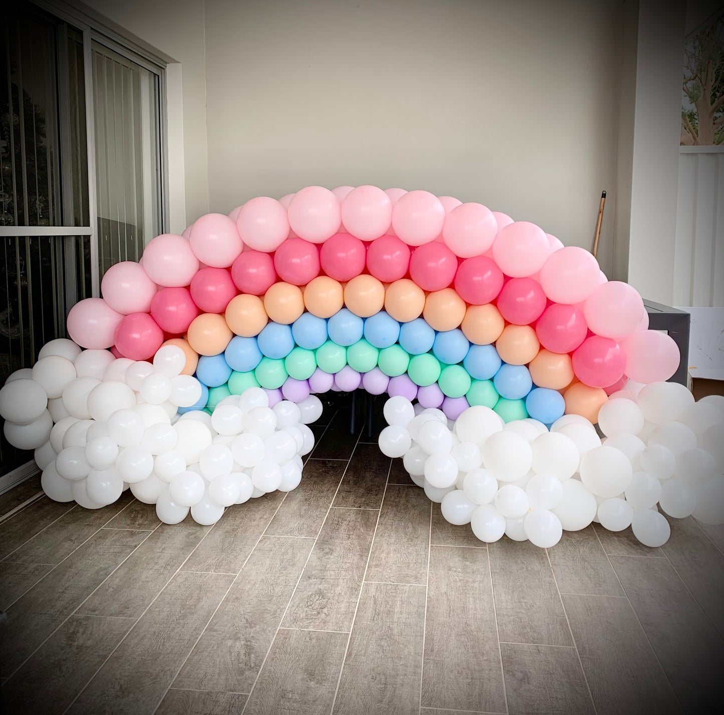 Rainbow Arch Balloon