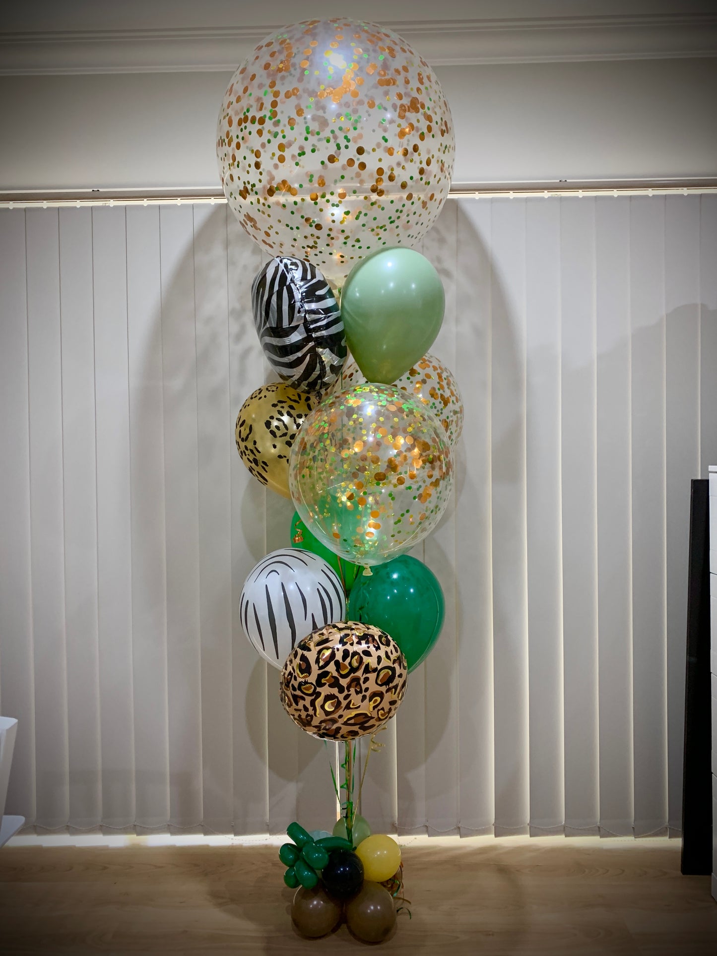 Jungle Animal Confetti Helium Balloons Bouquets