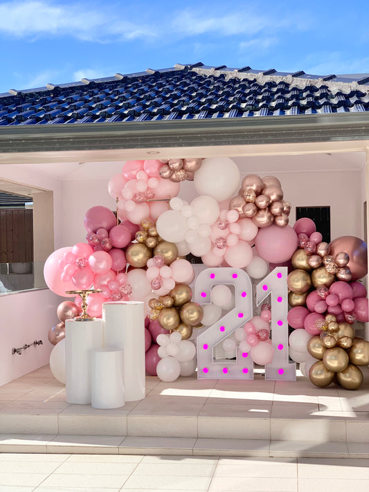 21st Organic Styling Balloons Garland